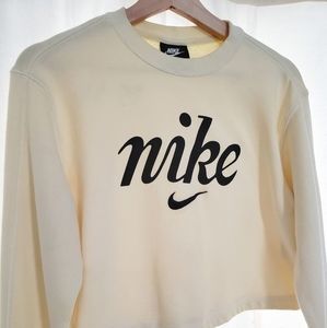 Nike Corp cropped sweater pale yellow lemon